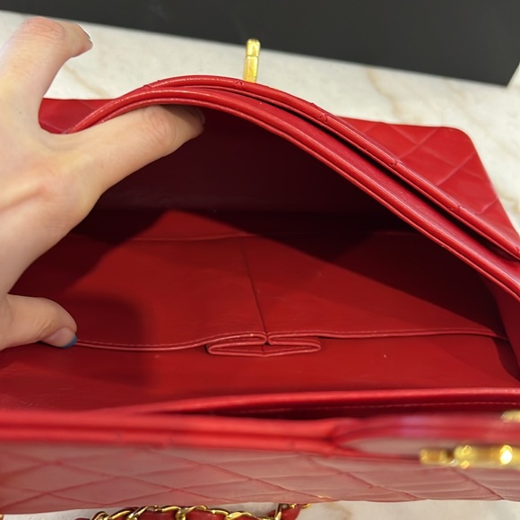 100% Authentic Chanel Vintage Medium Classic Double Flap Bag - Picture 12 of 17